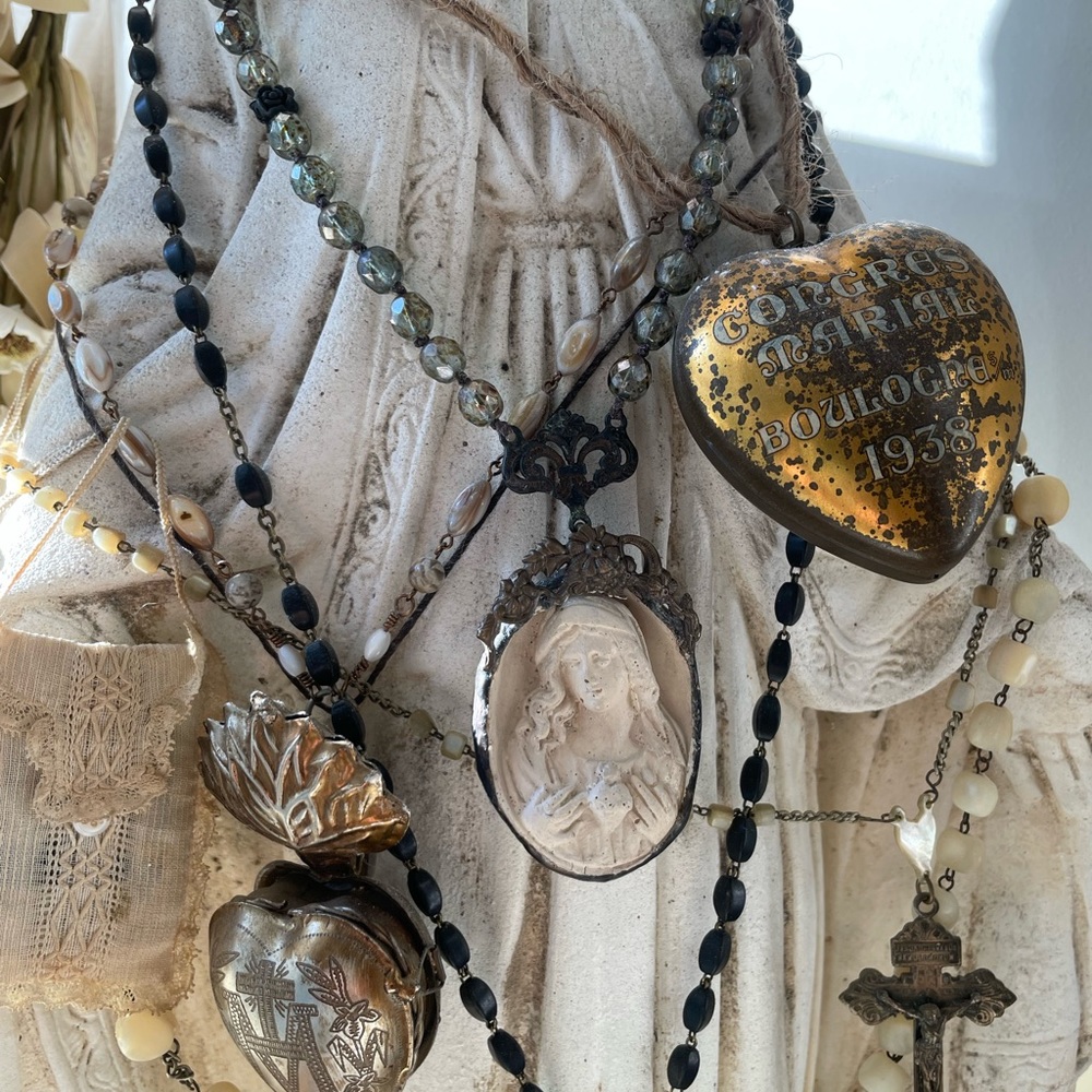 Swamp inspired Louisiana parish rosary voodoo Marie laveau swamp water b… - Picture 3 of 11